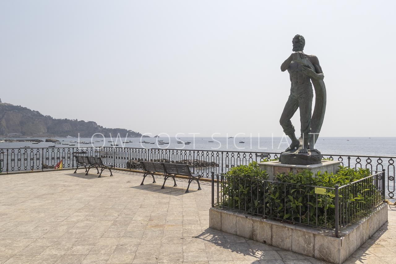 Casa Martina Apartment Giardini Naxos Ngoại thất bức ảnh